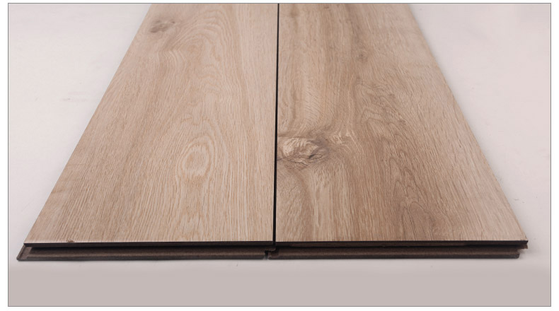 荣登地板仿实木强化复合地板产品 浅灰色木地板装修效果图_13