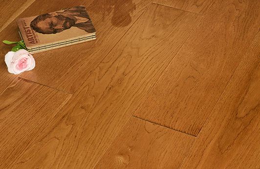 燕泥实木地热地板—橡木 本色世家 编号DRS803