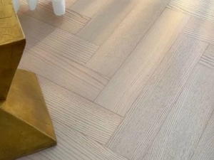 大卫实木复合地板栎木·月轩人字拼F17G69-F3-06产品视频